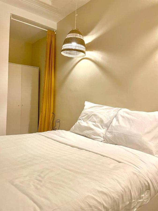 Appartement Joli T4 rénové climatisé entre St Charles/le Vieux-port à Marseille Extérieur photo