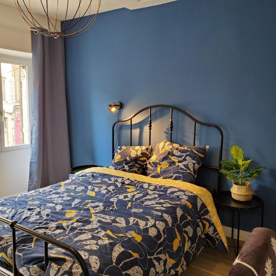 Appartement Joli T4 rénové climatisé entre St Charles/le Vieux-port à Marseille Extérieur photo
